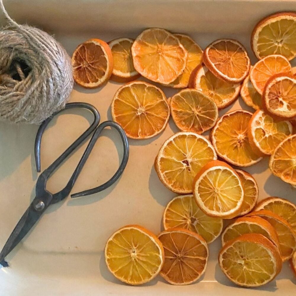 dried-orange-garland