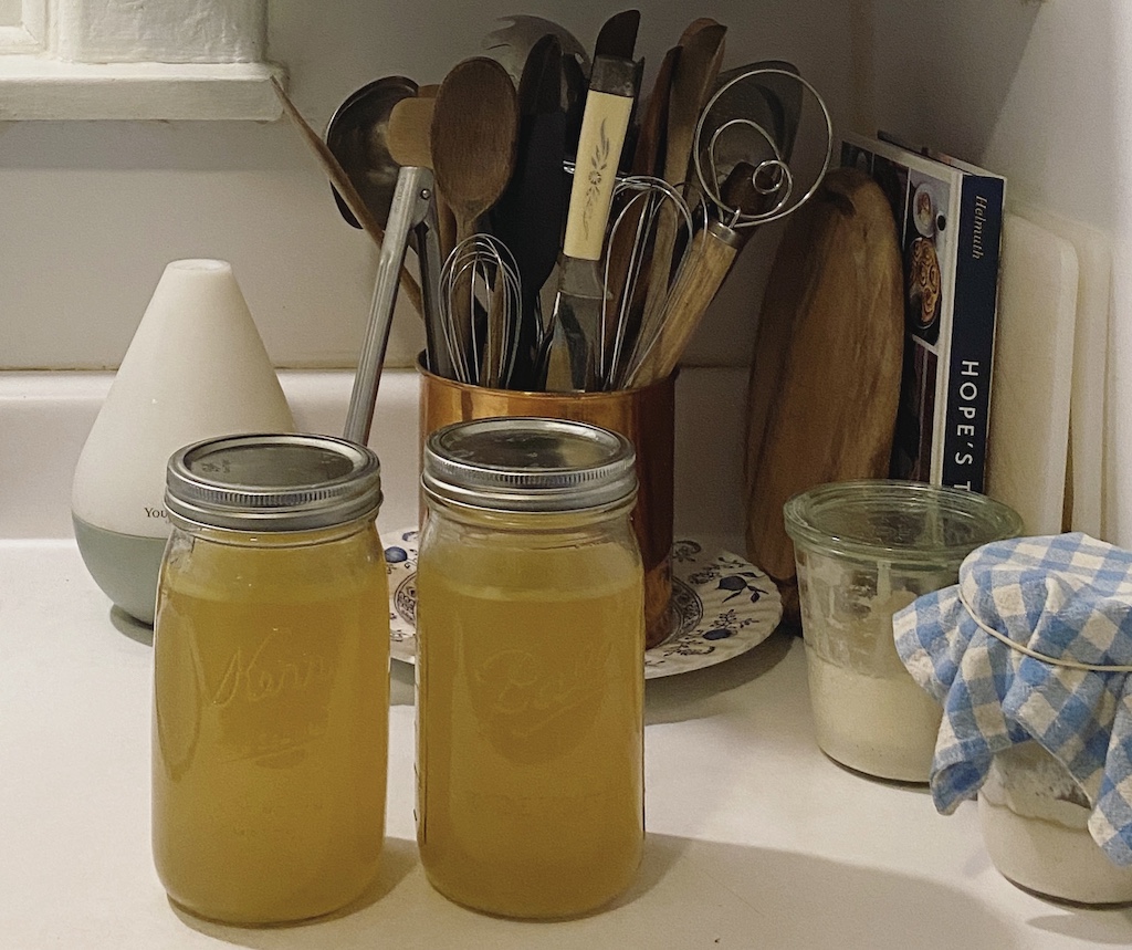 how to make bone broth with rotisserie chicken bones