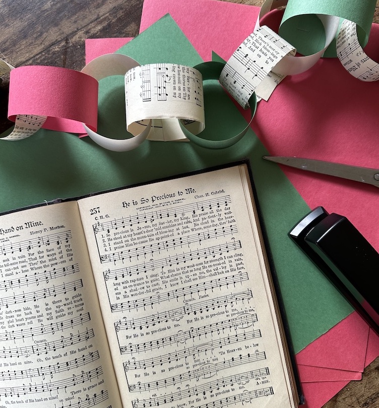 Christmas Paper Chain