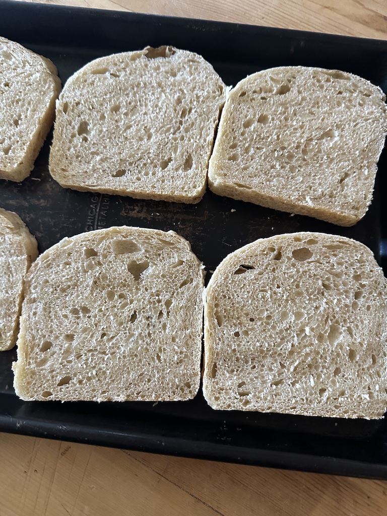 how to reheat sourdough bread in air fryer